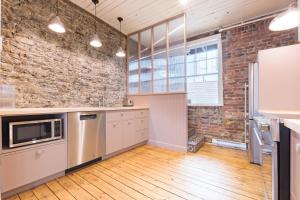 Majoituspaikan La Maison des Lofts - Par les Lofts Vieux-Quebec keittiö tai keittotila