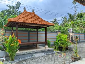 A garden outside Serangan Inn Mimba