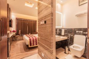 Un baño de Hotel Park Elanza Coimbatore