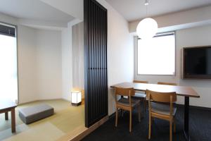 Зона вітальні в KOKO HOTEL Residence Asakusa Tawaramachi