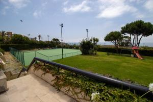 Tennis- og/eller squashfaciliteter på Atrium Studio Cascais eller i nærheden