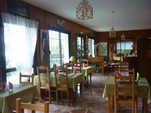 Ресторан / где поесть в Hotel Restaurant La Chaumiere du Lac