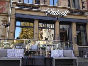 a store front of a building with a window at Boutique-Hotel "Stilvoll" in Andernach