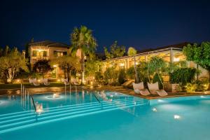 Πισίνα στο ή κοντά στο Daluz Boutique Hotel