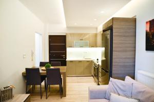 Кът за сядане в Luxury Suite With Pool 'by DiCar Properties'