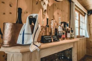 A kitchen or kitchenette at Alpenblick Bergrestaurant & Hotel