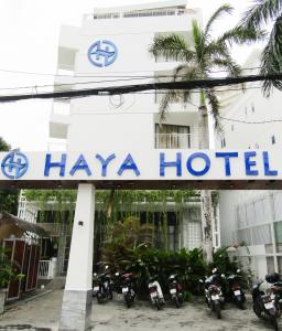 Ett certifikat, pris eller annat dokument som visas upp på HAYA Sea View Hotel Phu Quoc