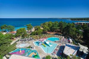 Sundlaugin á Garden Suites Umag Plava Laguna eða í nágrenninu