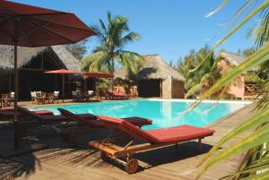 Piscina de la sau aproape de Hôtel Palissandre MORONDAVA