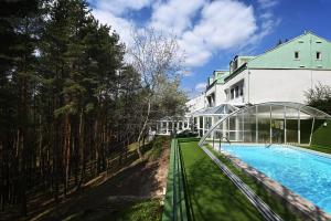 The swimming pool at or close to Panorama Hotel Noszvaj