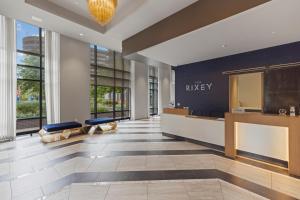 a lobby at the rysey building at Placemakr Marymount Ballston in Arlington