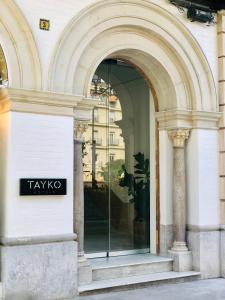 Hotel Tayko Sevilla 외관 또는 출입문