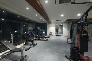 The fitness centre and/or fitness facilities at Spree Hotel Aurangabad