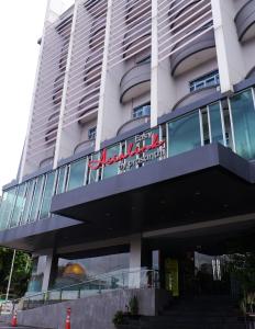 Bangunan di mana terletaknya hotel