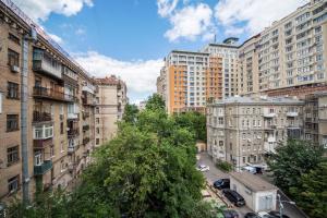 Pogled na grad 'Kijev' ili pogled na grad iz apartmana