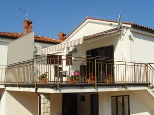 Uma varanda ou terraço em Olga Apartment Near the Beach