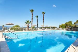 Piscina a Grand Hotel Riviera - CDSHotels o a prop