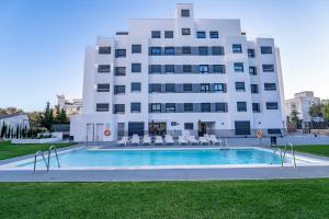 Bazén v ubytovaní Aqua Apartments Bellamar, Marbella alebo v jeho blízkosti