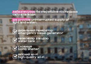 Captura de pantalla de un sitio web con descripciones de un edificio en Ribas Duke Boutique Hotel, en Odessa