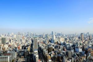 Linna Ōsaka üldine vaade või majutusasutusest Hotel Monterey Grasmere Osaka pildistatud vaade