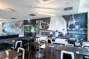 A seating area at Staycity Aparthotels Heidelberg