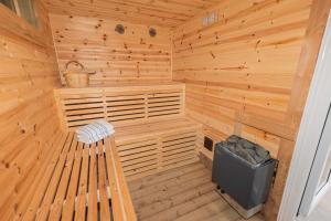 Foto da galeria de Pure relaxation at it's finest, offering moments of harmony and tranquillity - Sauna & Hot tub em Shanklin