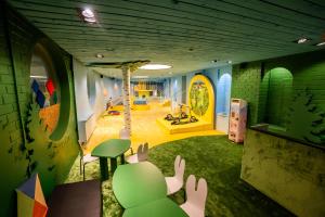 Kid's club sa Hestia Hotel Strand