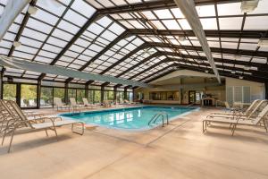 The swimming pool at or close to The Villas at French Lick Springs