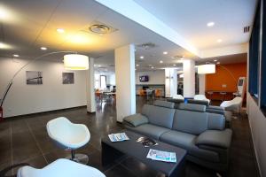 Atpūtas zona naktsmītnē All Suites Appart Hôtel Aéroport Paris Orly – Rungis