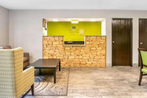 Zona d'estar a Quality Inn & Suites Metropolis I-24