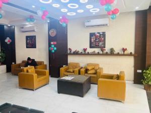 Atpūtas zona naktsmītnē Hotel Cozy Cave Delhi Aiport