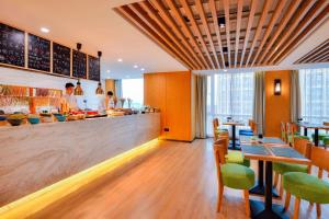 Ресторант или друго място за хранене в Quality Hotel Chengdu