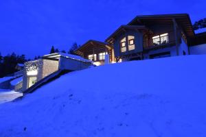 Les Ciases Chalets Dolomites pozimi