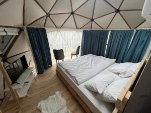 Afbeelding uit fotogalerij van The Hill Glamping Çıralı in Cıralı