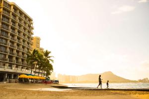 Apgyvendinimo įstaigoje OUTRIGGER Reef Waikiki Beach Resort viešintys svečiai