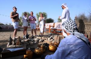 Huéspedes de Al Marmoom Oasis "Luxury Glamping & Bedouin Experience"