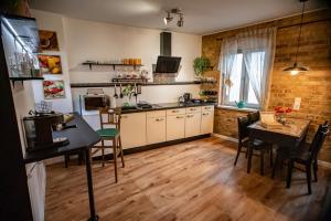 Kuhinja ili čajna kuhinja u objektu Apartament Marklissa