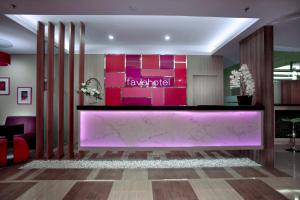 Лобби или стойка регистрации в favehotel Langko Mataram - Lombok