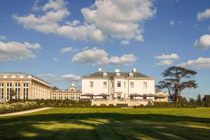 En trädgård utanför The Langley, a Luxury Collection Hotel, Buckinghamshire