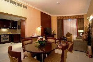 A kitchen or kitchenette at Concorde Hotel - Fujairah