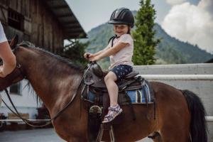 Niños alojados en Lerchs Landhotel