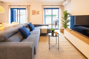 Зона вітальні в Lucas House Apartments by Sitges Group