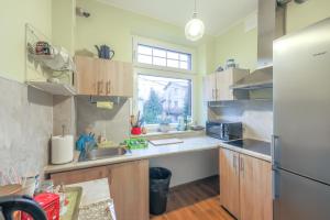 A kitchen or kitchenette at Villa Oliva