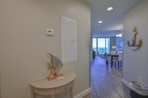 Foto da galeria de Huge Ocean Front Condo, Amazing Views em Myrtle Beach