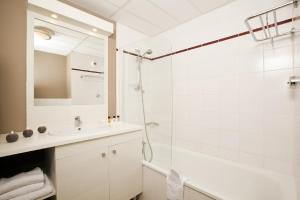 Residhome Toulouse Occitania tesisinde bir banyo