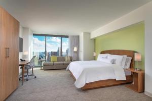 Cama ou camas em um quarto em Element Philadelphia Downtown