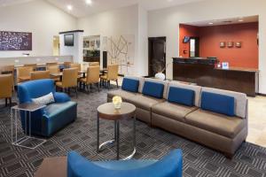 Predel za sedenje v nastanitvi TownePlace Suites by Marriott San Antonio Airport