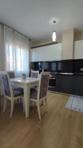 Kuhinja ili čajna kuhinja u objektu Tirana New Bazaar-Apartment 1