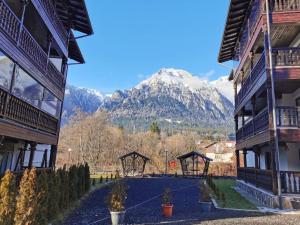 Uma vista da montanha tirada do apartamento 