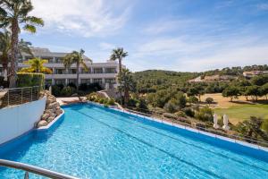 Swimming pool sa o malapit sa Eurostars Sitges